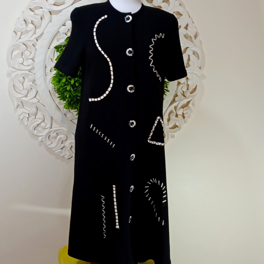 THE MICHAEL COLLECTION BLACK WHITE WOOL KNIT DRESS